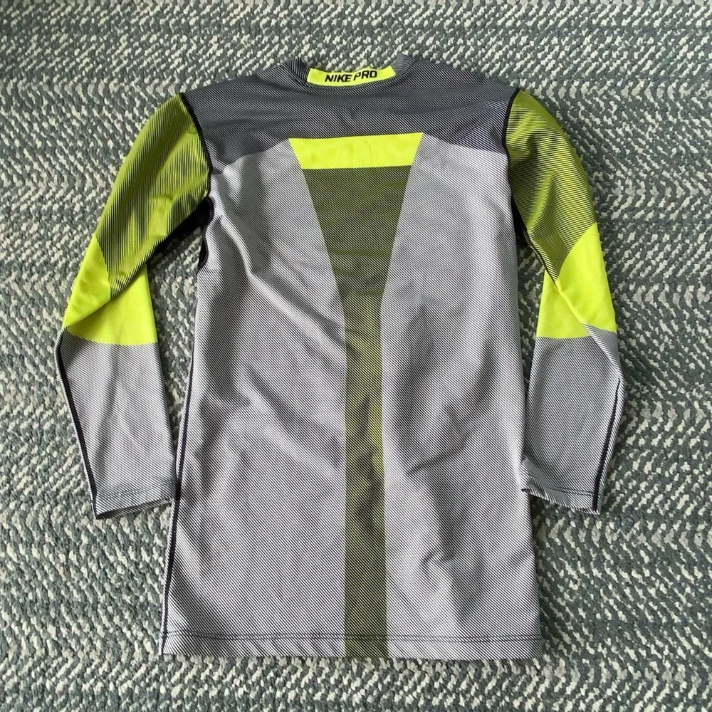 Nike Pro Dri-FIT Shirt Mens XL Gray Volt Long Sleeve Compression Top 839105-702